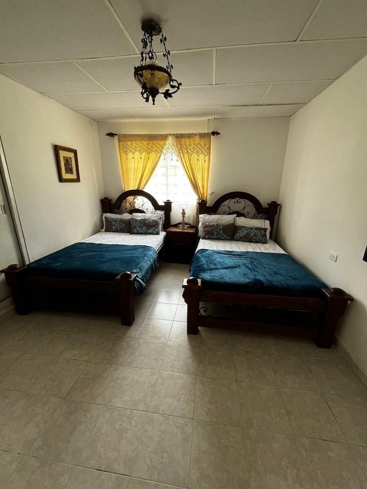 Casa Naranjo