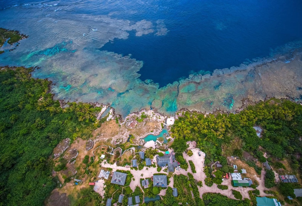 Tanna Evergreen Resort & Tours