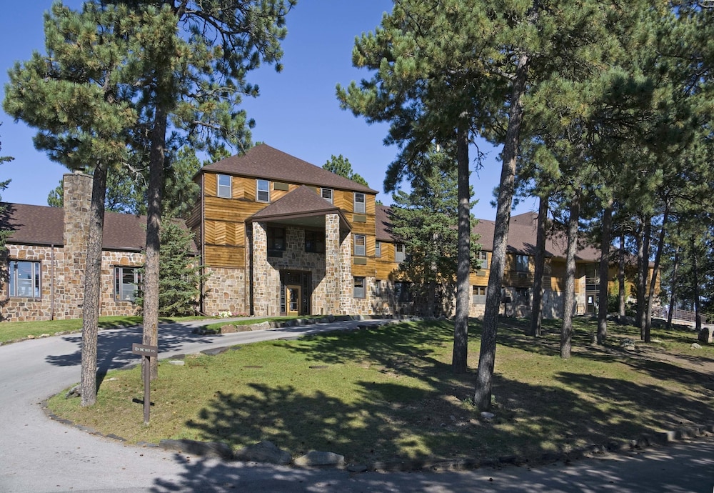 Sylvan Lake Lodge at Custer State Park Resort