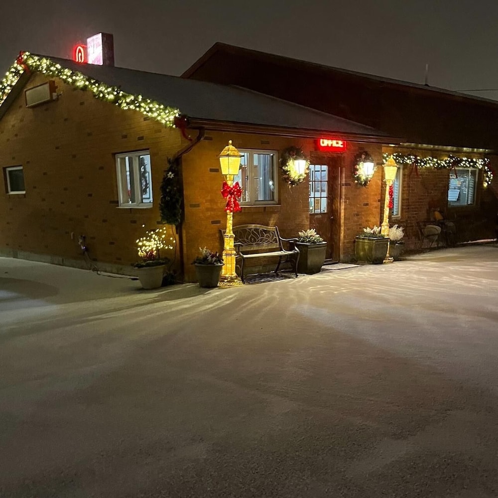 Marcus Daly Motel