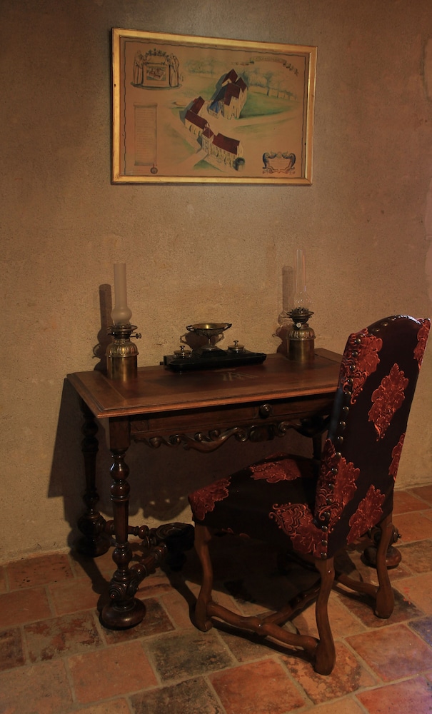 Chateau Monastere de la Corroirie