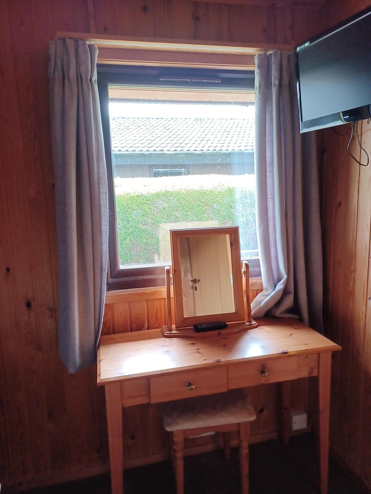 Green View Lodges