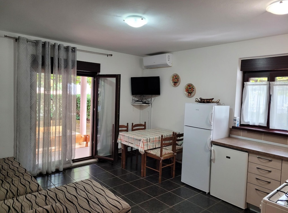 Apartments Villa Dina