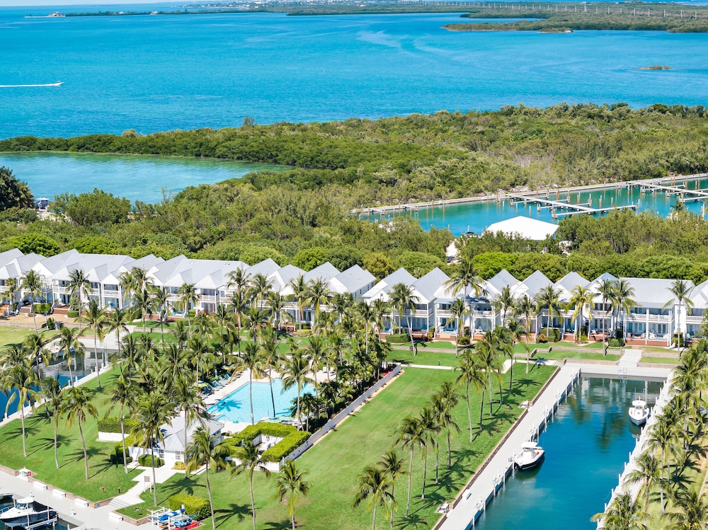 Waterfront Luxury Villa