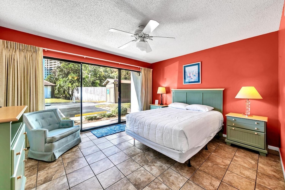 Edgewater Golf Villa 3101