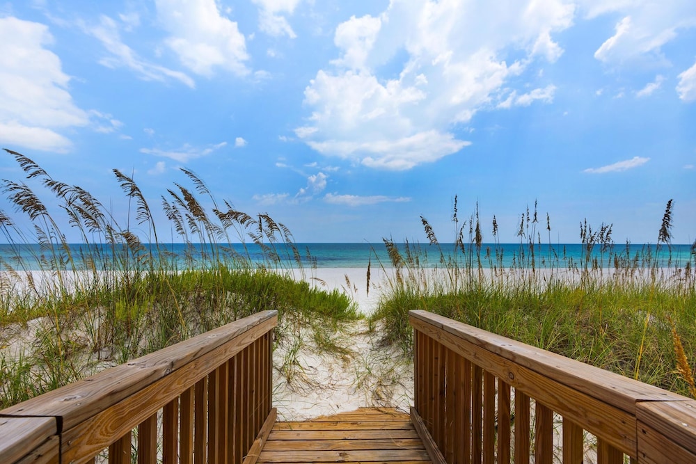 Golden Sands