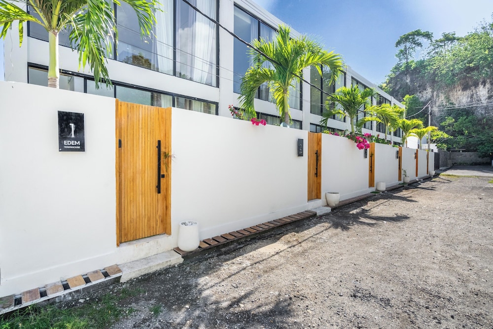 Edem Villa by Betterplace