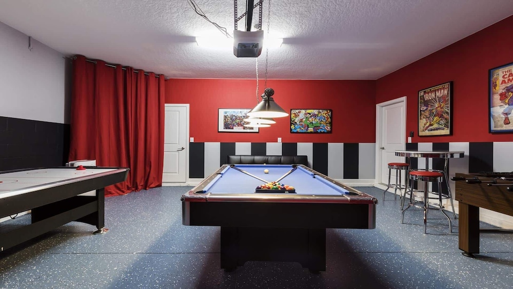 Greenview 8BR Home Private Theater Pool/spa/games