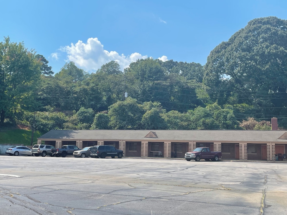 Georgianna Motel
