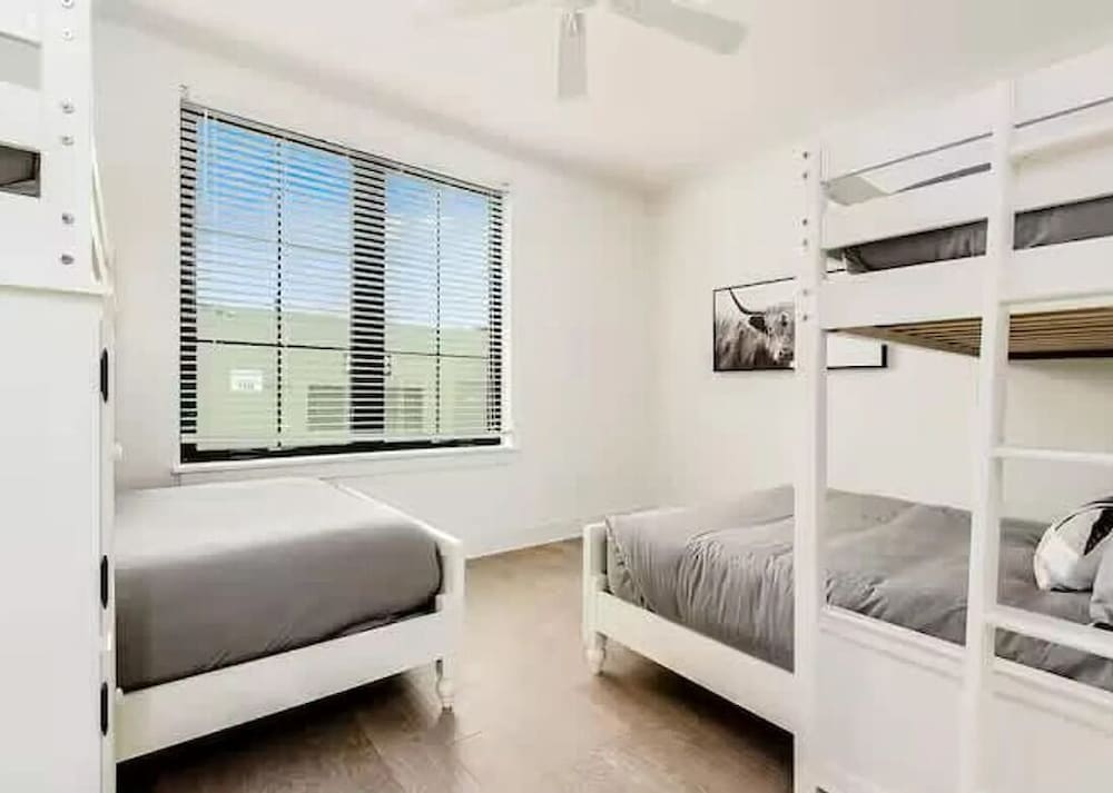 Jungle House Designer Residences – Downtown Columbus
