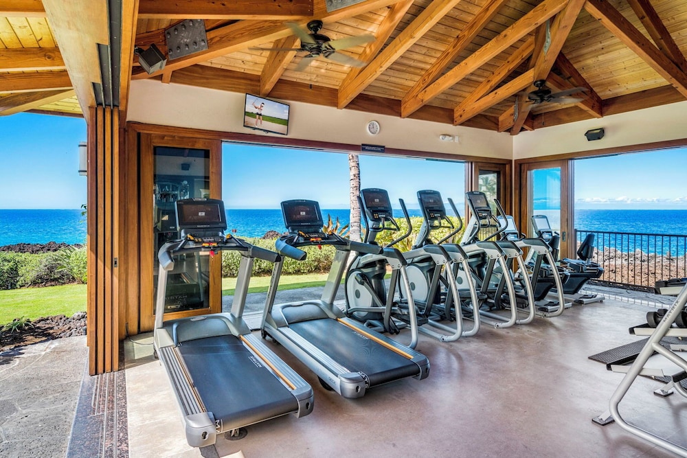 Serene Location - Excellent Resort Amenities - Oceanfront-vrkcv