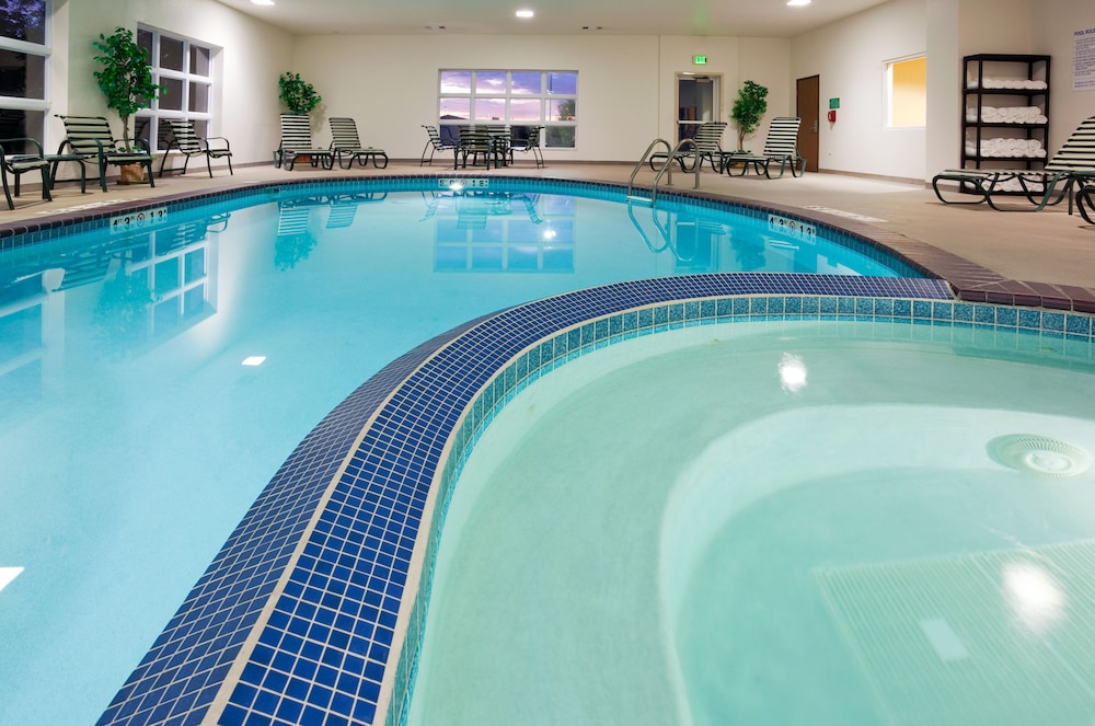 Stevens Point Vacations - Holiday Inn Express and Suites Stevens Point, an IHG Hotel - Property Image 40
