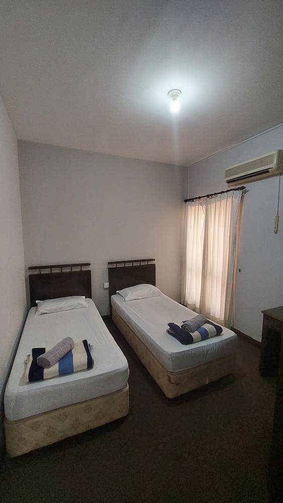 Marina Court - Stay In Borneo photo 5