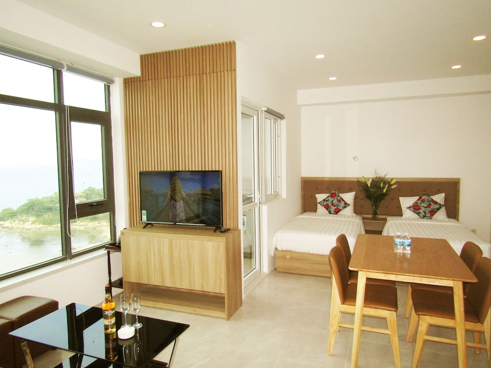 SoHo Apartment view 4