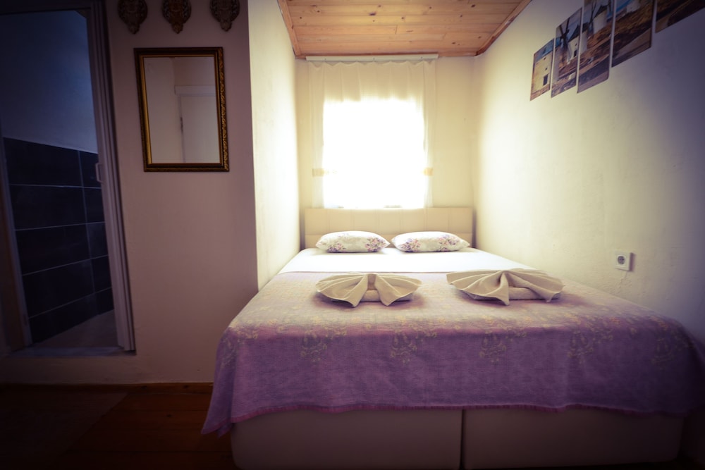Ayvalik Moda Pansiyon - Image 73