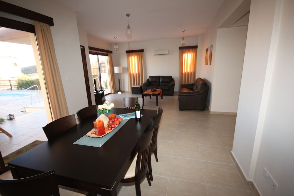 Vineland Sheromyli Villas