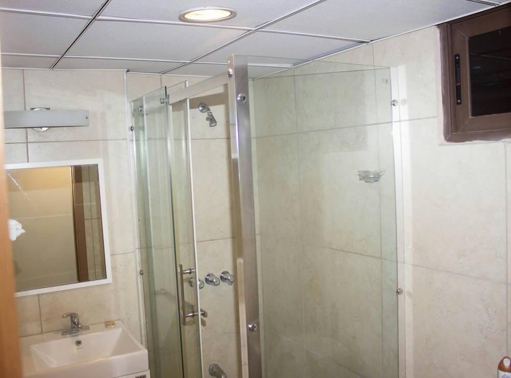 Duen Hotel