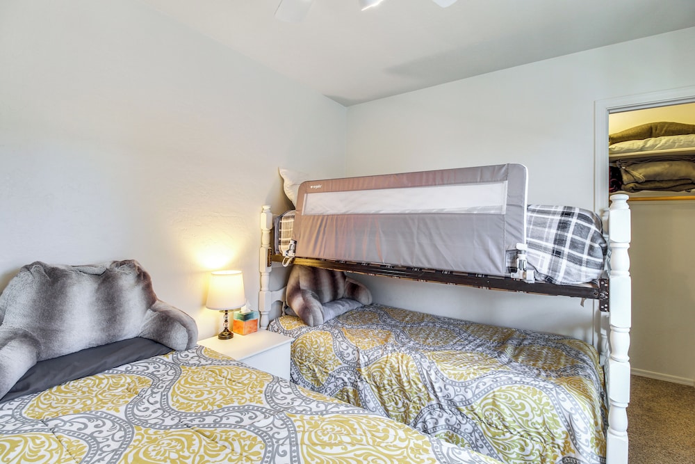 Firelit Nights By the Lake: Cozy Show Low Retreat