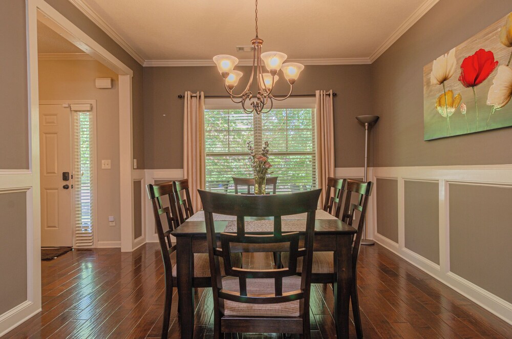 Serene Family Hideaway 4Br w Pool Table