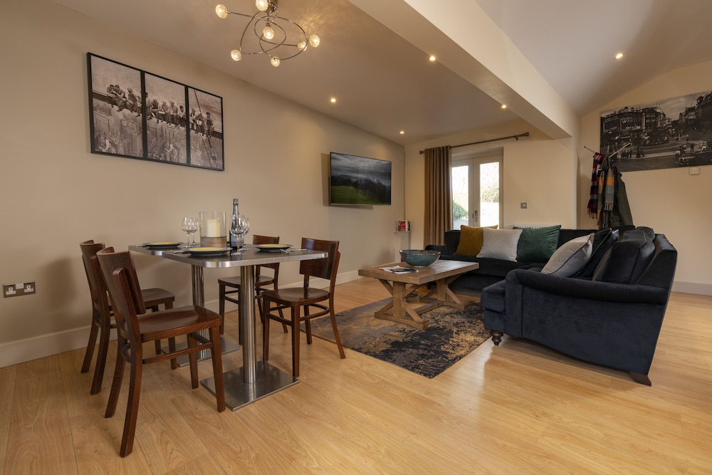 2 Bedroom - 1 Bathroom - Lodge House - Windermere - Retreat view 5