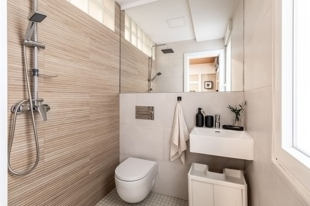 Orusco - 2 Bedrooms in Chamber