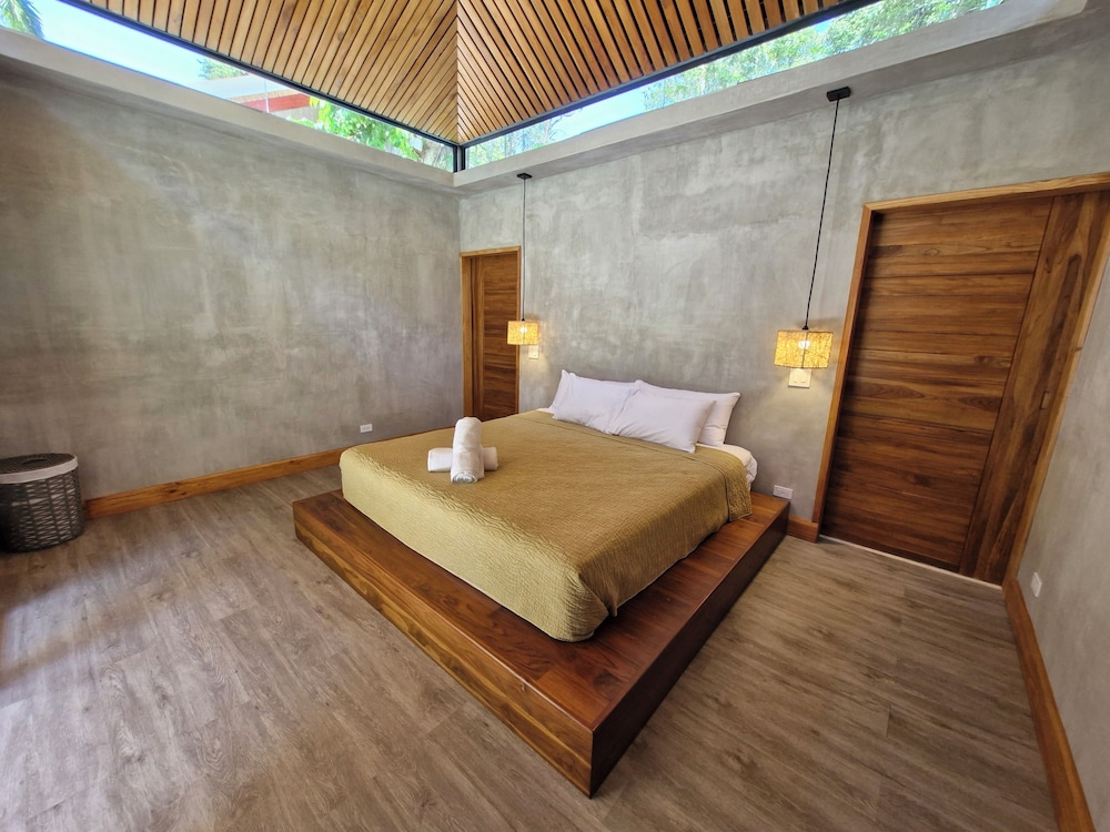 Serenity Wave Bungalow