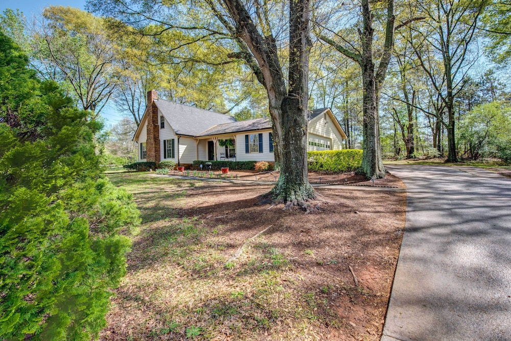 Lush Covington Home w/ Patio ~ 32 Mi to Atlanta! view 4