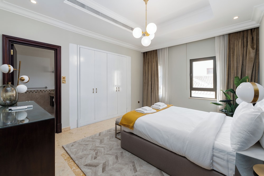 Signature Palm Villas - Mint Stay