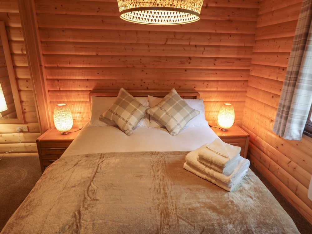 Leafy Hollow Lodge