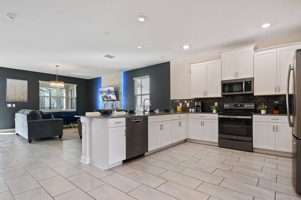 Lakeview 9bedroom Home Private Pool Game Theater