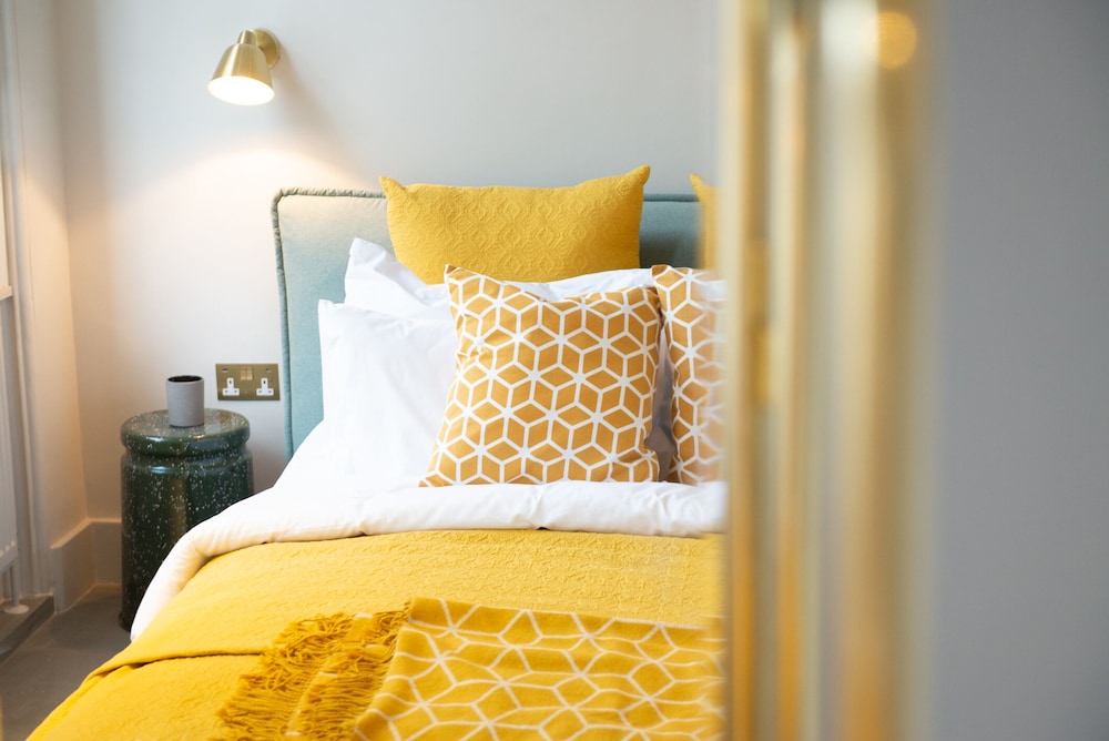 South Kensington by CAPITAL