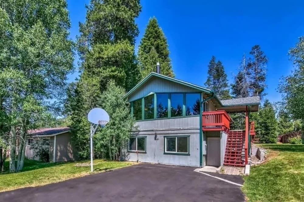 Coh1261 - Nature's Gem 4 Bedroom Home