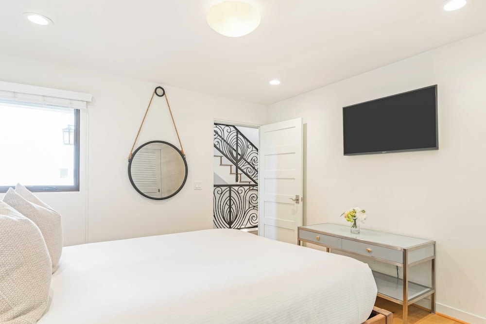 Windansea by Avantstay Private Rooftop Patio, 2 Blocks to Beach & Town