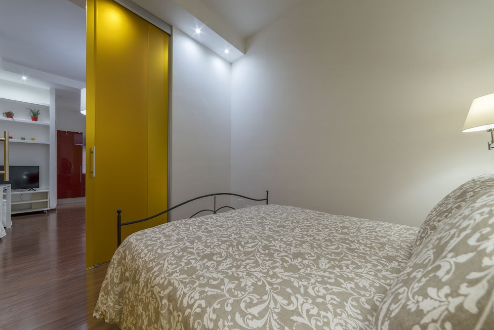 Castro Pretorio & Sallustiano Lovely Flat