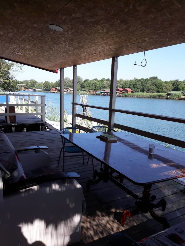 Bliss Cottage