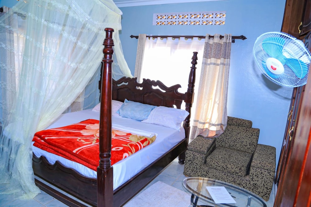 Luwafu Guest House