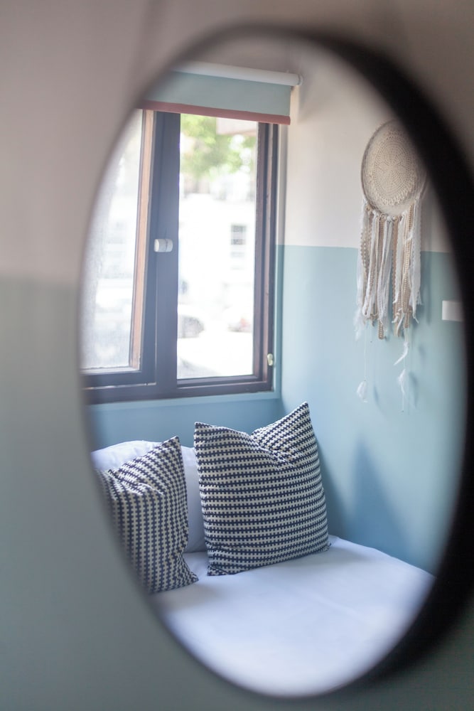 Mezzanine 3-bed In Central London