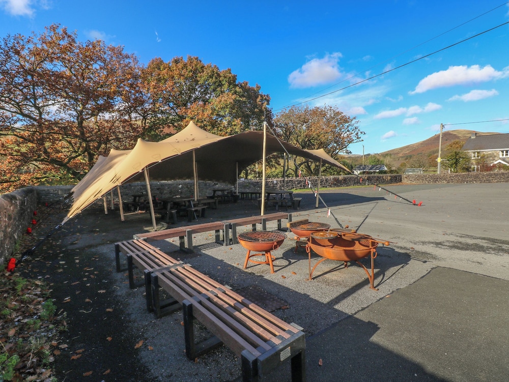 Glyntawe Outdoor Centre