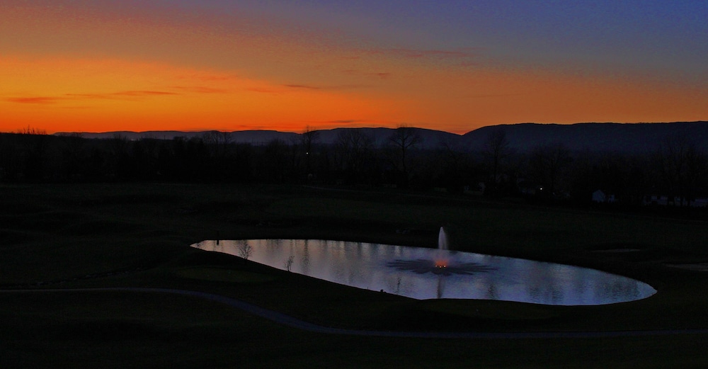 The Lodge at Woodstone Country Club