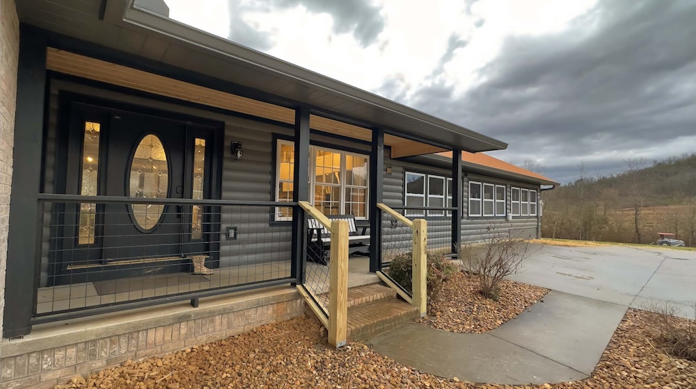 Luxury Poolside Cabin in Sevierville
