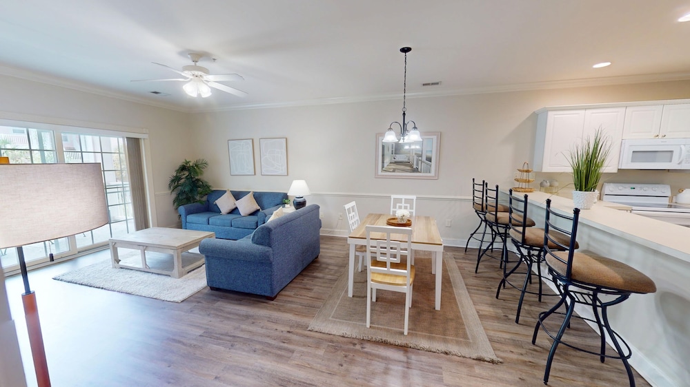 Magnolia Pointe 4865-204 2 Bedroom Condo