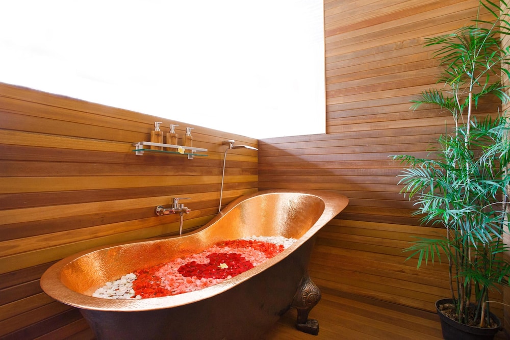 Ubud Raya Villa