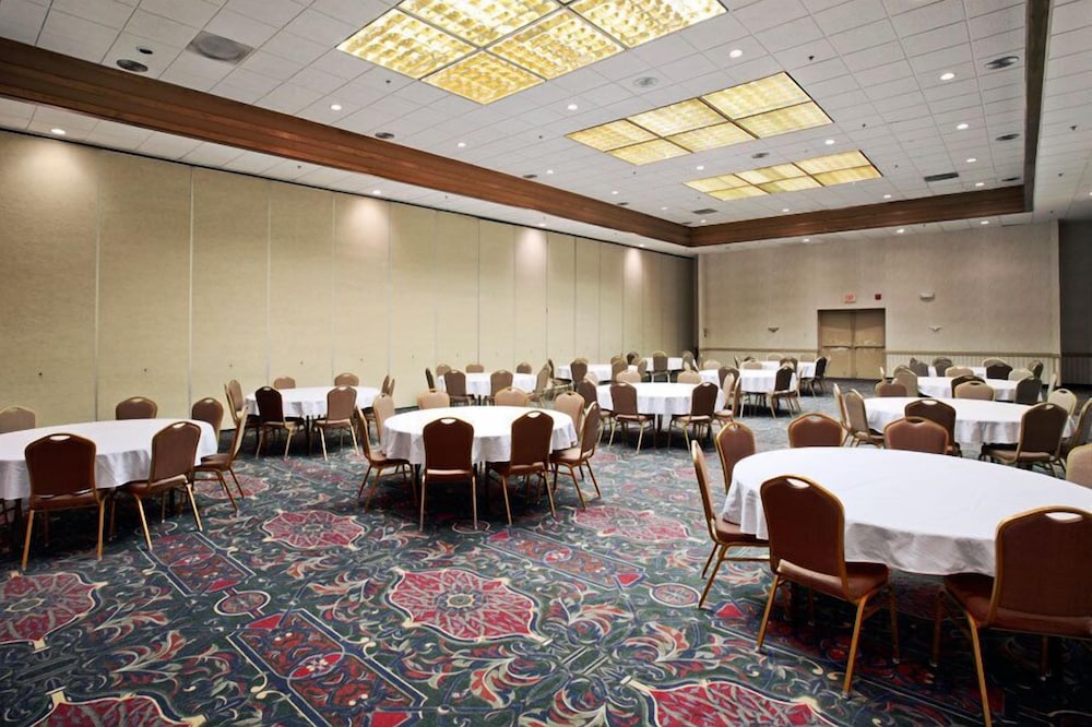 meeting & event spaces