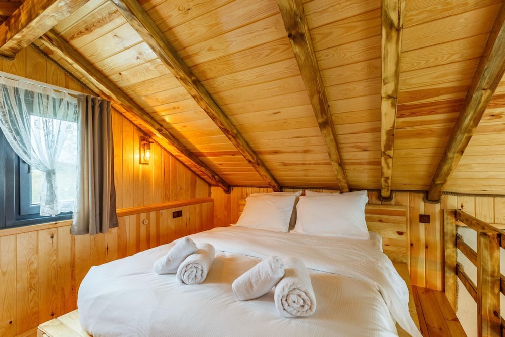 Cozy House Surrounded by Nature in Agva view 5