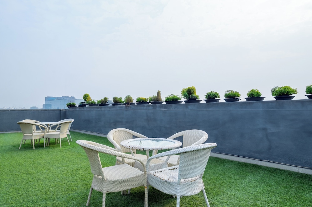Housr 46 M2K Corp Near Park Hospital
