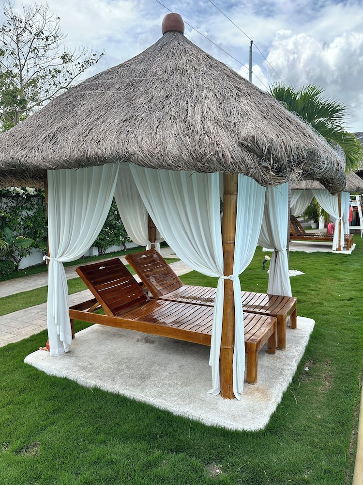Treeshade Resort & Spa Moalboal