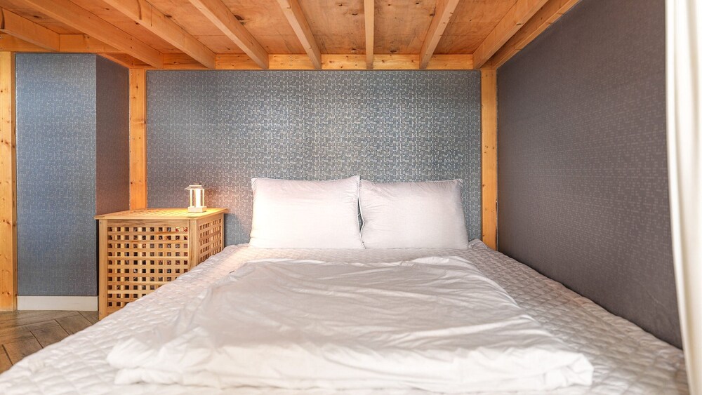 Goseong Cnblue Oceanview Pension