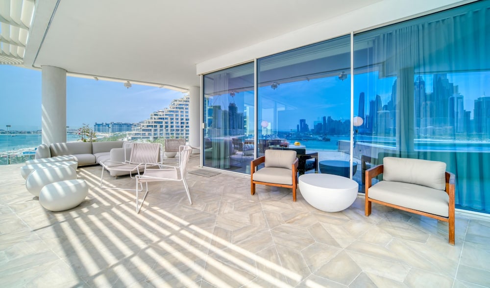 Five Palm Jumeirah 4BR Penthouse w Private Pool