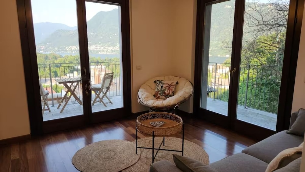 Sky Attic Lake Como