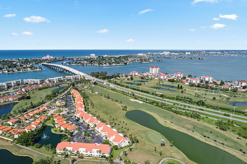 Vista Verde North 2-110 by Distinctive Beach Rentals